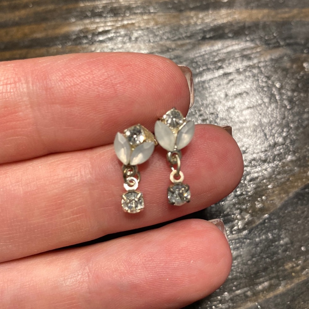 🌞2/$15 Dangling earrings
